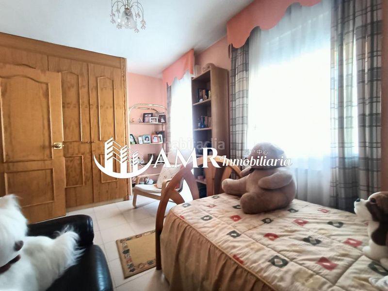 Foto 7359d4fe-8c99-43bc-a791-948954e64841. Casa adossada amb calefacció aparcament a Las Américas Parla
