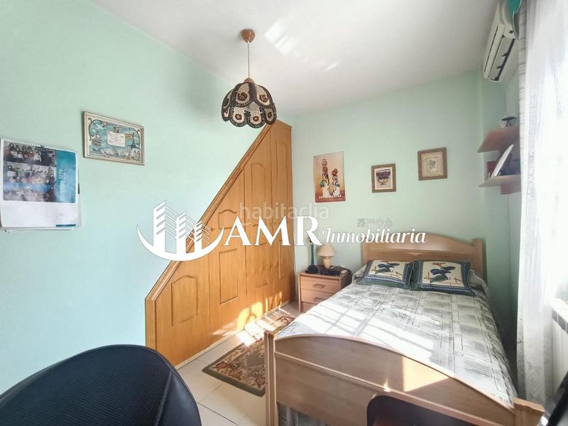 Foto dca6cf32-47ad-4dde-9442-8dc2c5508227. Casa adossada amb calefacció aparcament a Las Américas Parla