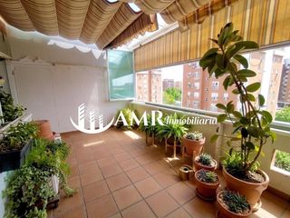 Zweistöckige Wohnung  María curie