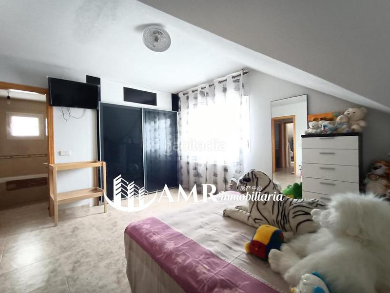 Foto 193dc281-e189-4f16-a9f6-57fc46205d37. Casa con riscaldamento parcheggio in Torrecastillo Seseña