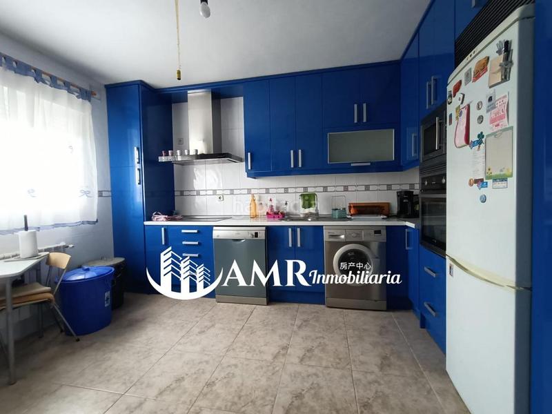 Foto ddeb7177-a346-453c-a5c4-3ab91316169f. House with heating parking in Torrecastillo Seseña