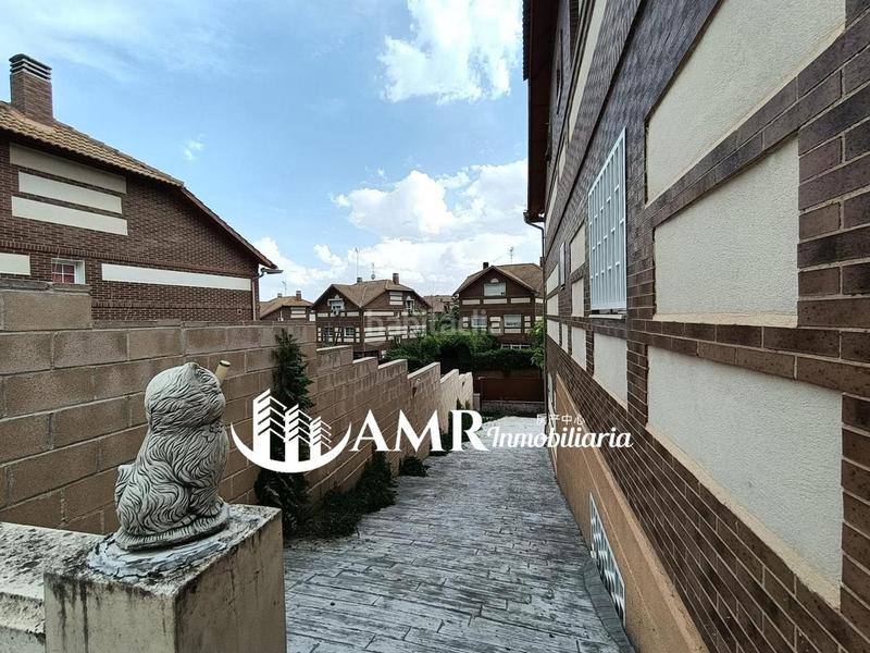 Foto fde35837-e482-4f9b-99c4-4cb6eb4e14c3. House with heating parking in Torrecastillo Seseña