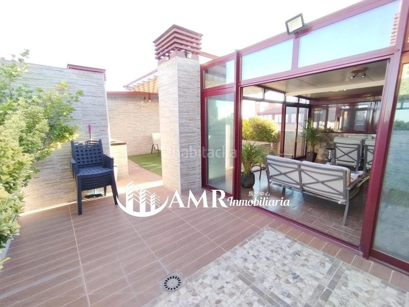 Foto a3febad3-9030-4e15-a8ca-ff88fcd52ea0. Attico con riscaldamento parcheggio piscina in El Nido-Fuentes Parla