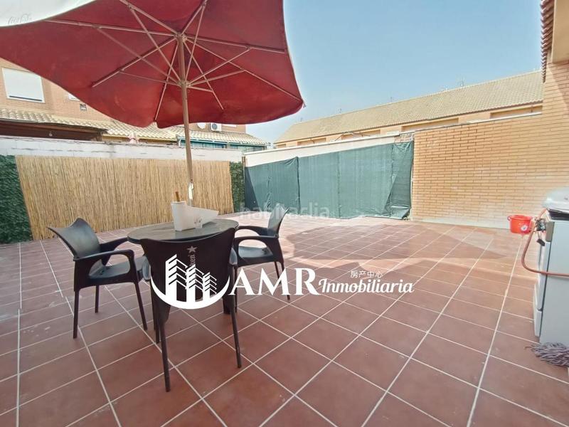 Foto be04cffa-43aa-4312-888d-068128782430. Semi detached house with heating parking in Yuncos