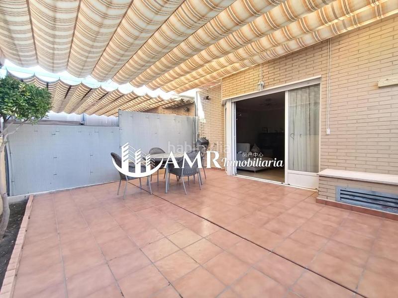 Foto 2ffafad1-b616-4d87-9e9a-c123abe01654. Casa adosada en Hispanoamérica-Comunidades Valdemoro