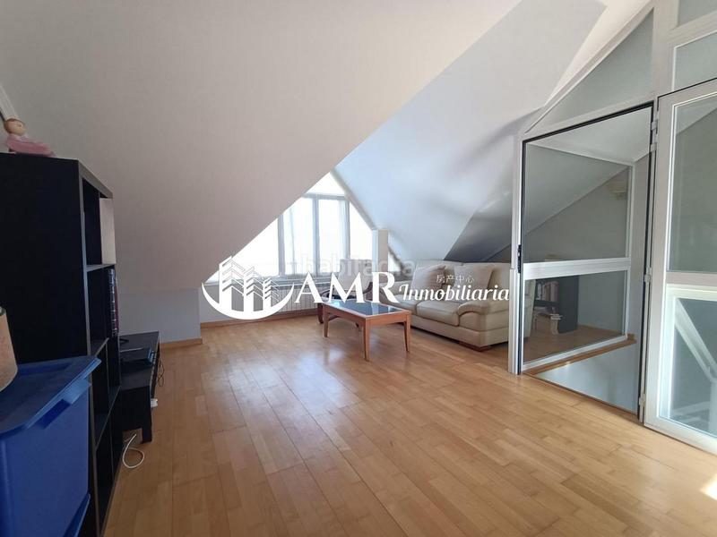 Foto f89b4589-111f-4b67-87f8-fe1bbc2ec6b6. Semi detached house with heating parking pool in Hispanoamérica-Comunidades Valdemoro