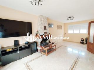 Semi detached house in Pantoja