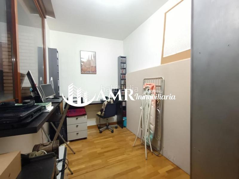 Foto 60c298f9-41aa-4bf0-b13e-91a1f788d6d5. Penthouse with heating parking in Centro Parla