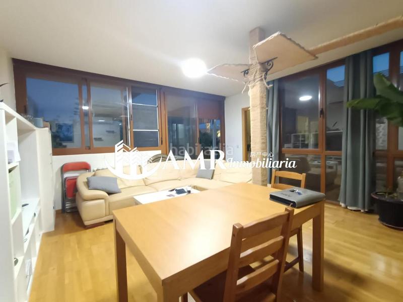 Foto 97aba6b2-81de-4a90-9d6c-2b0cdc6ab5e8. Penthouse with heating parking in Centro Parla