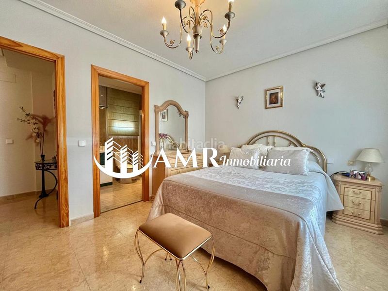 Foto e64deef9-e7d4-42b3-ad00-1be678130189. Casa adossada amb calefacció aparcament piscina a Casarrubuelos