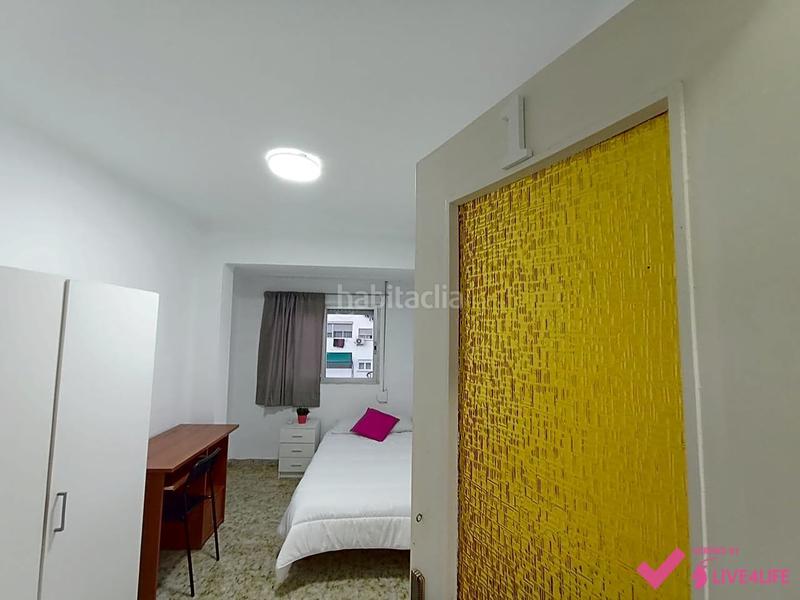 Foto c5479456-d2a3-4a56-9ea1-0045b5b1c543. Alquiler piso  en calle de borriol 7 en Aiora Valencia