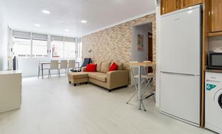 Affitto Appartamento in Carrer de mirambell 5. Piso en calle mirambell 5 curso 2526