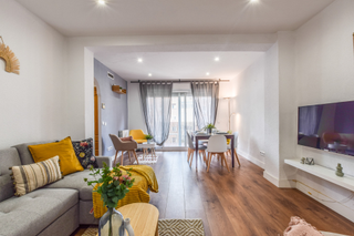 Rent Flat  Del doctor esquerdo