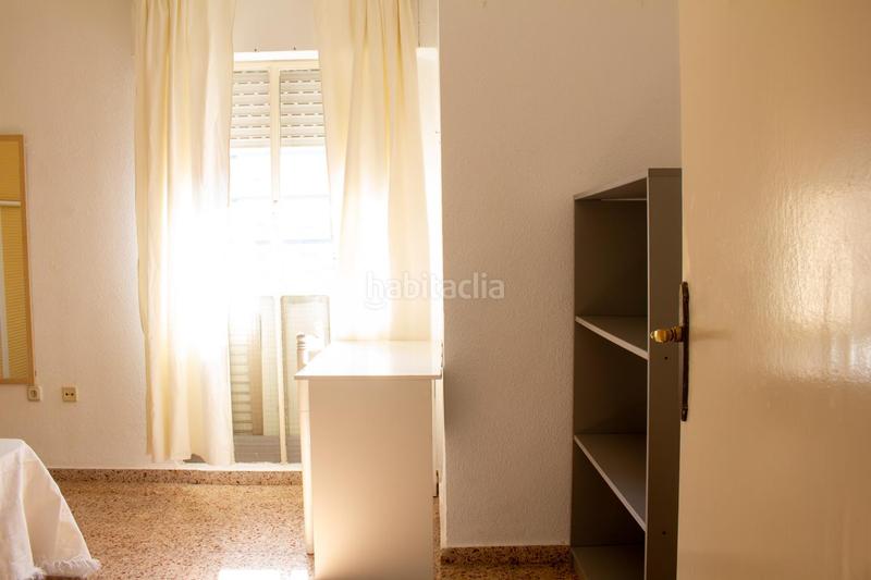 Foto e30a523c-6062-497e-8c82-016f4786584a. Alquiler piso en Ciutat Jardí Valencia