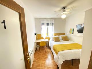 Location Appartement  Doctor fleming. Piso recién reformado a 100m de estación tren, bus y palacio con