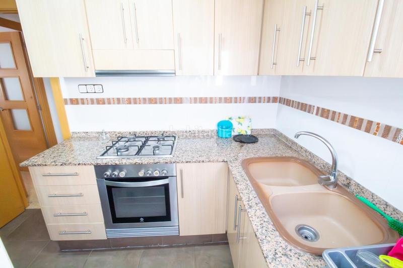 Foto 4aa8bbf2-5d20-46a1-99b5-29219e64999c. Alquiler piso en L´Illa Perduda Valencia