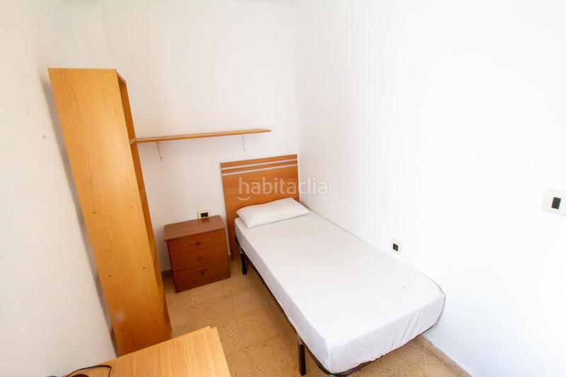 Foto b4b7a08f-e573-4764-aaed-1b59e1efbba9. Alquiler piso en L´Illa Perduda Valencia
