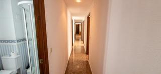Affitto Appartamento in Carrer del serpis 40. Piso disponible en carrer del serpis