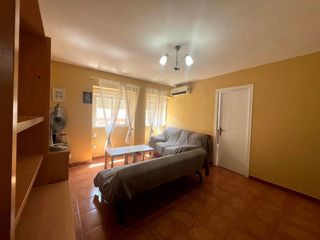 Miete Etagenwohnung  Tarfia