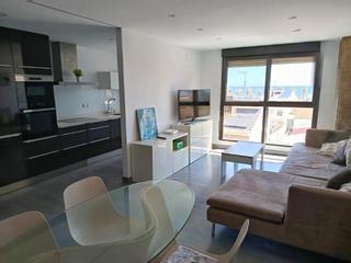 Rent Flat  Carrer de cavite. Piso disponible en cavite