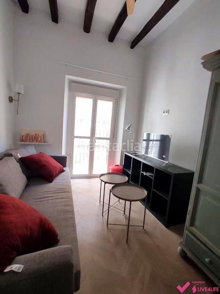 Foto b6ef9124-489f-4928-9fe9-ea091024ab73. Affitto appartamento in Santa Catalina Sevilla