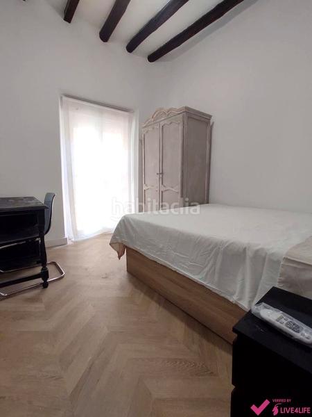 Foto b6ba2884-0fdc-412f-99ab-79d8b73d97df. Rent flat in Santa Catalina Sevilla