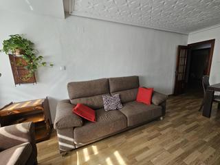 Alquiler Piso  Carrer del pintor maella. Piso disponibible en pintor maella