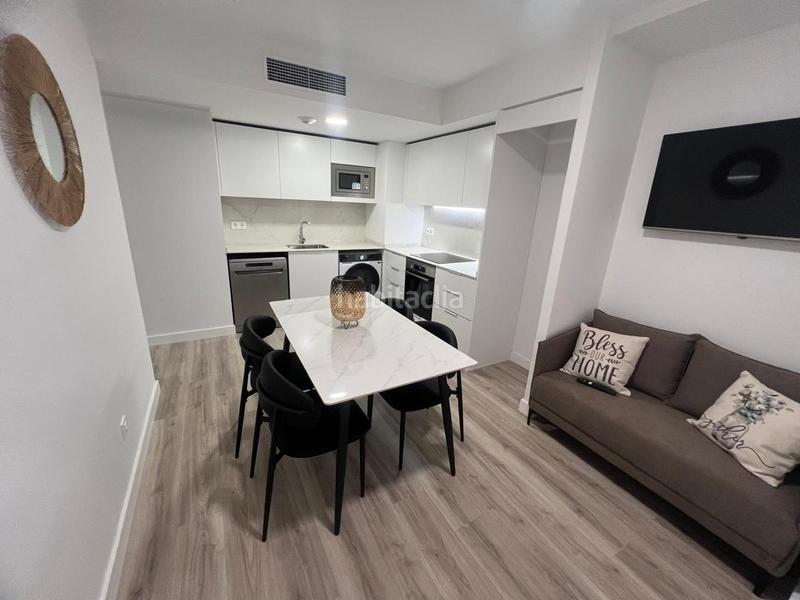 Foto 499c6829-7834-4fb1-9f82-f7256b581430. Rent flat with parking in Beteró Valencia