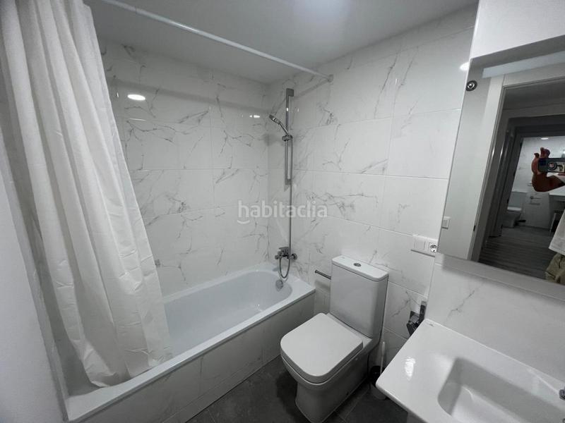 Foto afbeede8-9a5b-461e-93f1-cfe21fe2ae55. Rent flat with parking in Beteró Valencia