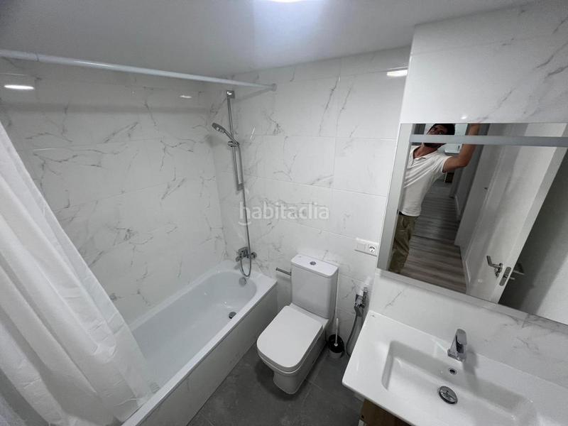 Foto 3c5d0734-db46-465b-a9f6-79fff729892b. Lloguer pis amb aparcament a Beteró Valencia