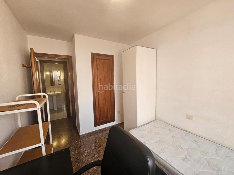 Foto bfe56a52-46f6-488b-bd57-b92145030602. Alquiler piso en La Bega Baixa - Plaza Xúquer Valencia