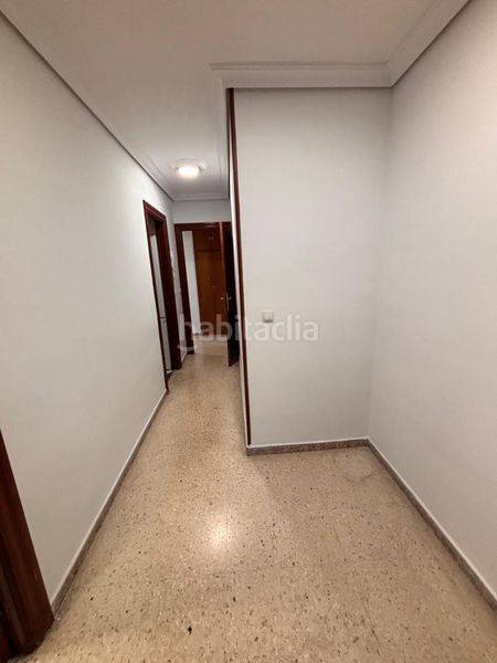 Foto e2adb508-0cd3-42a1-bc80-4028881a302f. Alquiler piso en San Pablo Sevilla