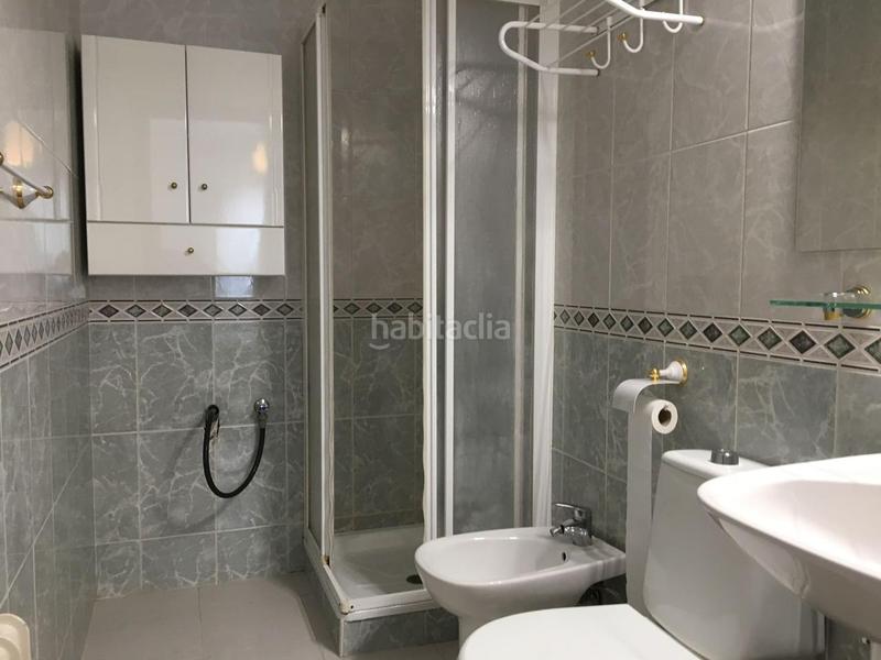 Foto b703a0ca-dbc6-4bb7-89c4-8f6179c8915c. Alquiler piso en Av. F. Garcia Lorca - Nueva Estación Autobuses Granada