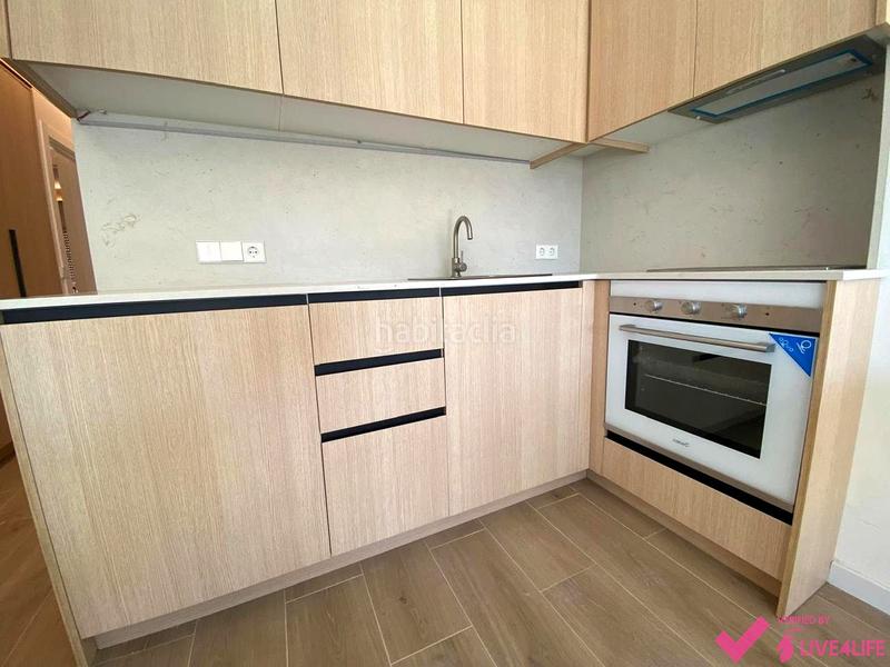 Foto 63d0b02d-308b-47b6-b3d7-574f27b0802e. Alquiler estudio  a estrenar en av. cataluña en Valencia