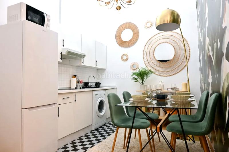 Foto b52c5c93-6cdf-43e9-b667-8a80d23d3111. Affitto appartamento con riscaldamento in Cortes-Huertas Madrid