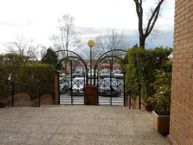 Foto b56435d3-8441-47a6-9057-8eff420db0c8. Affitto piccolo appartamento con parcheggio piscina in Madrid