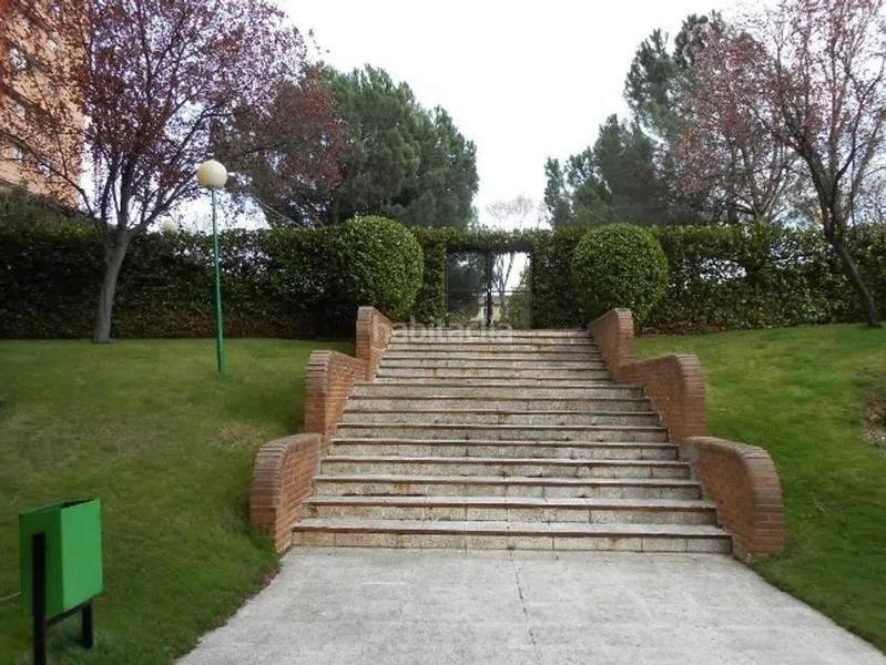 Foto 04dec06c-a04f-4e29-9131-7ce3d68a0800. Location appartement avec parking piscine dans Peñagrande Madrid