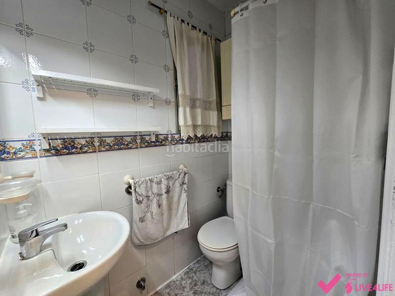 Foto df774c5a-8ac2-4c02-8c75-f7c8ec0d6290. Affitto appartamento in El Torrejón - El Cerezo Sevilla