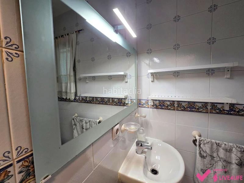 Foto 1e2a7967-307d-47ba-8497-ab98f34ca086. Rent flat in El Torrejón - El Cerezo Sevilla