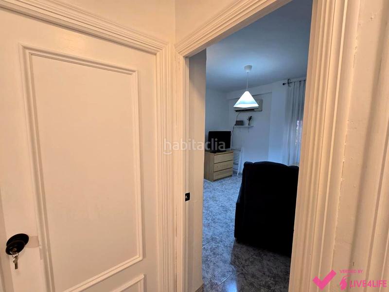 Foto 754eb3f4-8c81-4172-bc1c-6c77ef55c489. Rent flat in El Torrejón - El Cerezo Sevilla