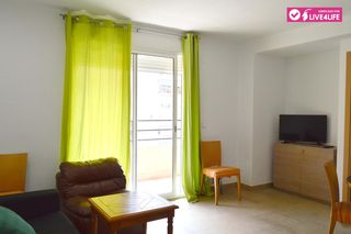 Flat in Plaça d'Hondures 33