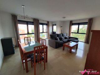 Location Appartement  De ronda. Piso en camino de rondaestudiantes univ. y prefesionales