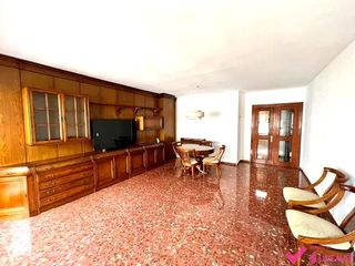 Rent Flat  Calle de salvador sastre. Alquiler de piso en calle salvador sastre, 2