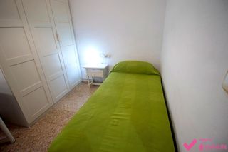 Location Appartement  Calle del poeta durán i tortajada. Habitación carrer del poeta durán i tortajada, 30