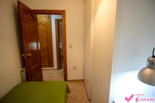 Location Appartement  Calle del poeta durán i tortajada. Habitación carrer del poeta durán i tortajada, 30