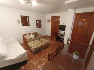 Rent Flat  Párraga. Piso en calle parraga  curso 2526