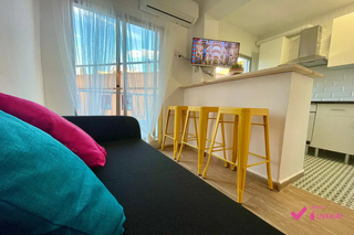 Rent Flat  Carrer de la fusta. Piso en fusta 10 curso 2526