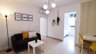 Location Appartement  De teba. Piso en pasaje de teba 16, curso 2526