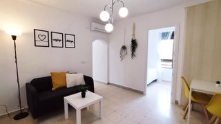 Rent Flat  De teba. Piso en pasaje de teba 16, curso 2526