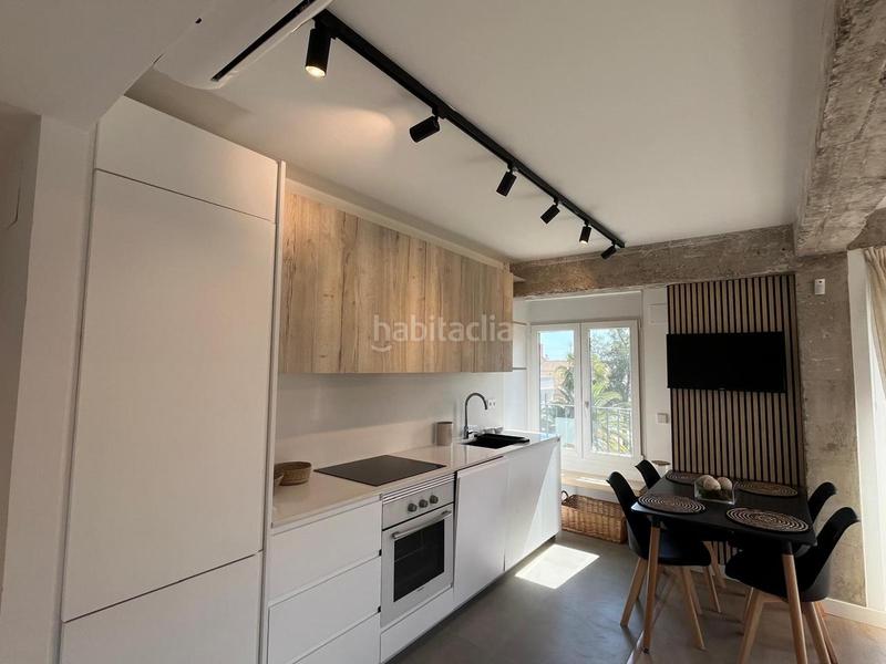 Foto 34778bfc-dc0c-4418-9d22-b57fe0c7e52e. Alquiler piso en El Cabanyal-El Canyamelar Valencia